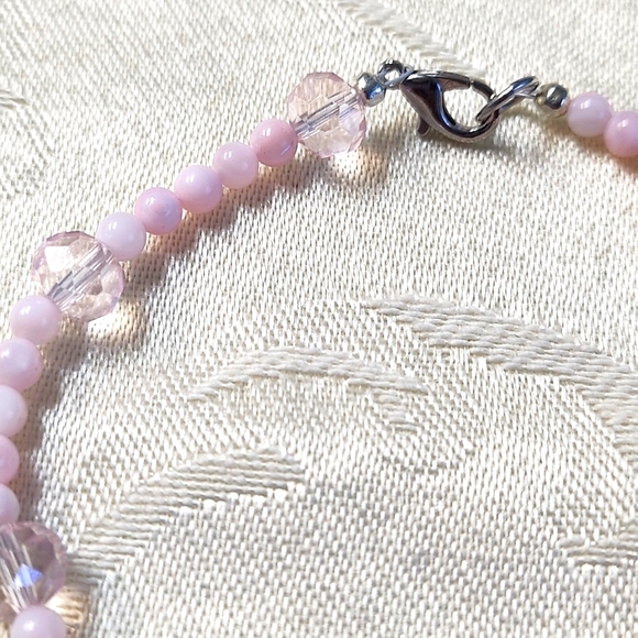 Elegant Pink Pearl and Crystal Bracelet! - Picture 2 of 2